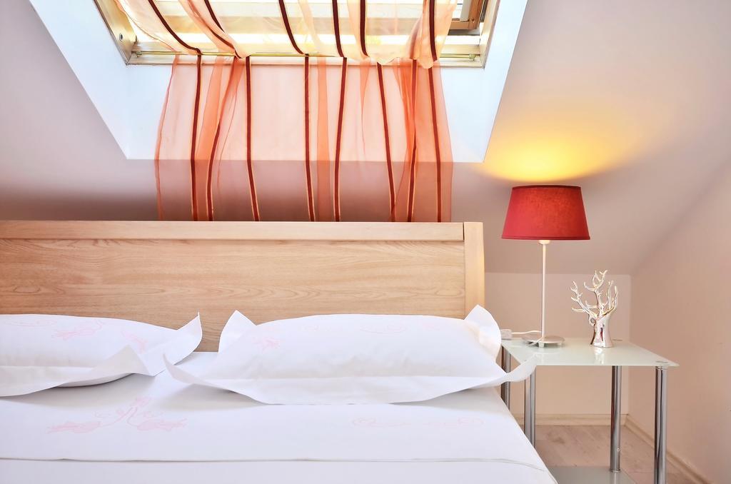 Apartment Sea View Mouth Cetina オミシュ 部屋 写真